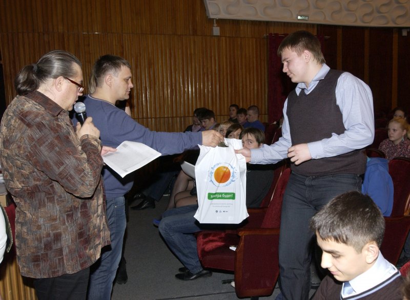 Фото к Зеленогорские школьники сделали первый шаг в атомное будущее