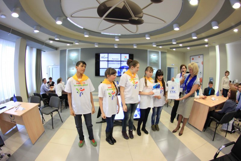 Фото к В ИЦАЭ Красноярска прошла краевая образовательная игра «Атомные короли»