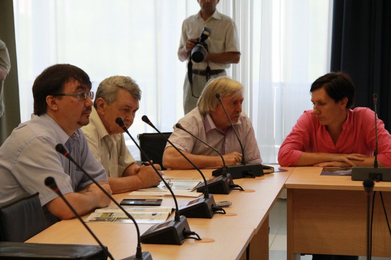 Фото к Железногорские атомщики отчитались об экологической безопасности ГХК